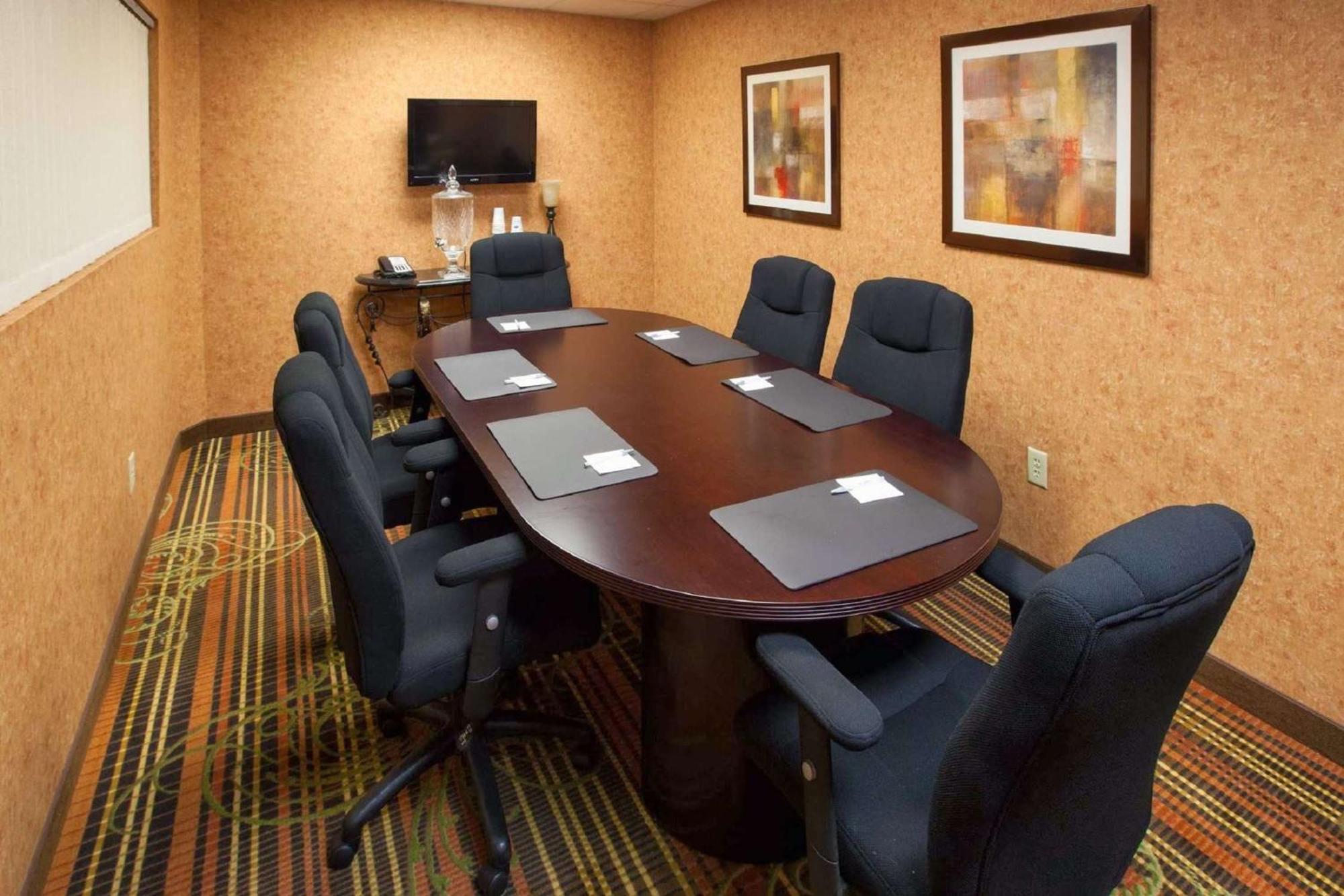 Hampton Inn & Suites Cleveland-Southeast-Streetsboro Εξωτερικό φωτογραφία