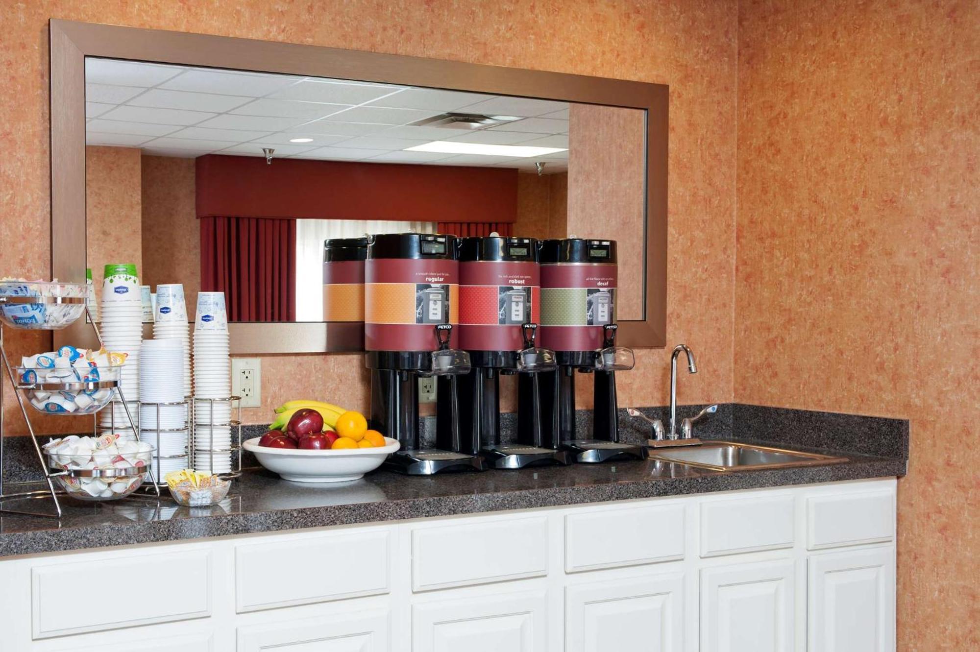 Hampton Inn & Suites Cleveland-Southeast-Streetsboro Εξωτερικό φωτογραφία
